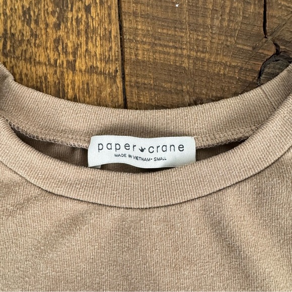 Paper Crane Women’s Beige Long Sleeve Crop Top Stretch Pullover Anthropologie S - Picture 2 of 8